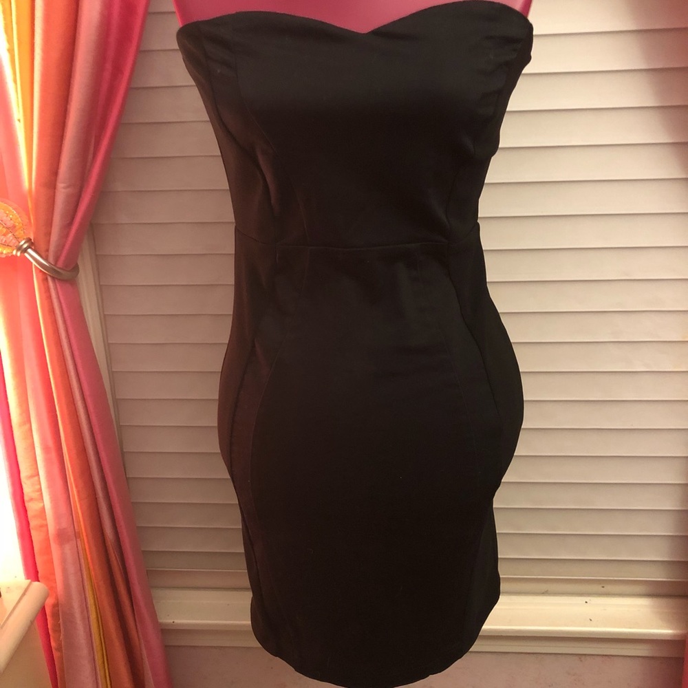 Black Sweetheart strapless dress by H&M’s divided size 8